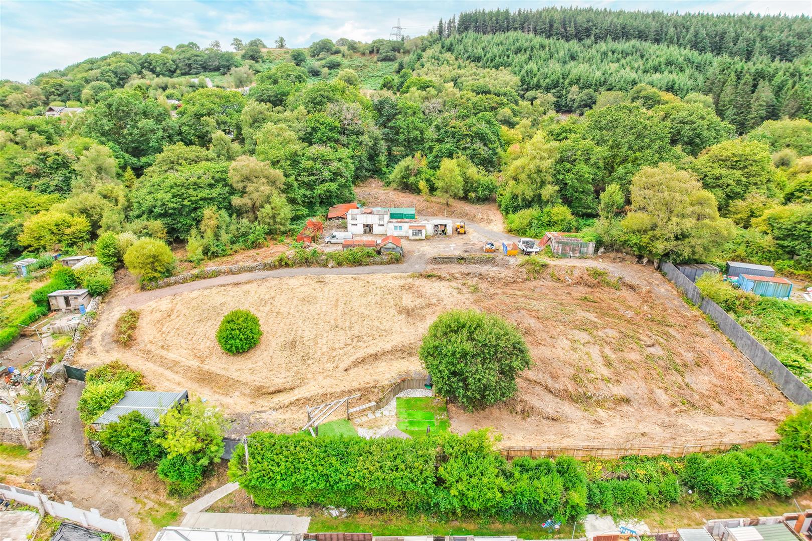 Approx 3.02 acres of land to the rear of Landraw Road, Pontypridd  CF37 1EU